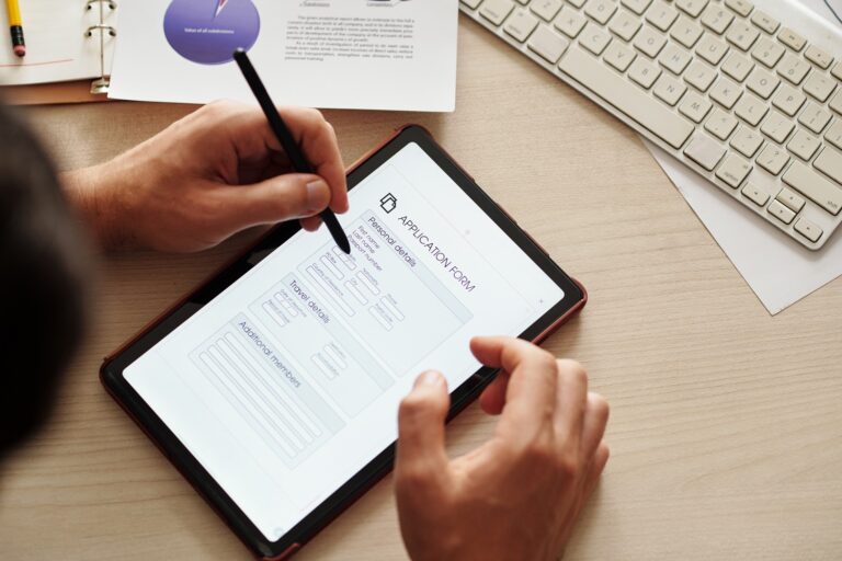 Australia to increase outsourcing in visa approval process