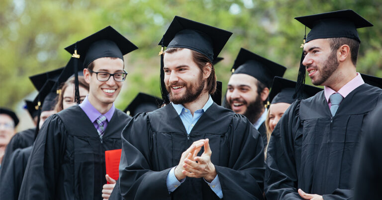 €200,000 business studies scholarship for Australian students