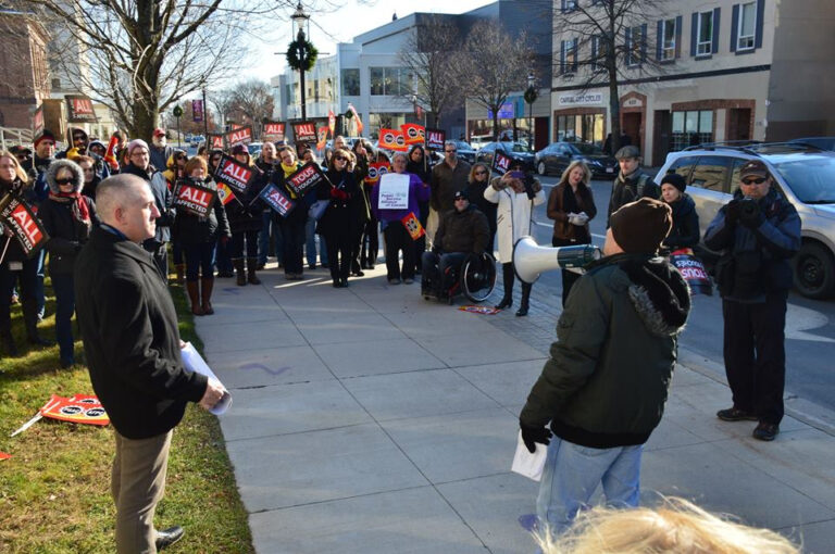 Unions and Trades to oppose immigration cuts